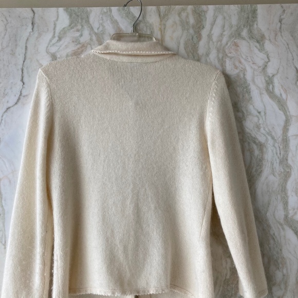 Sweater - Picture 2 of 4